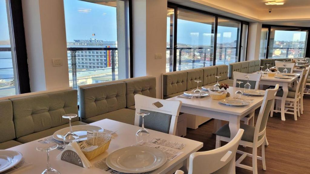 Hotel Condor Тулча Экстерьер фото